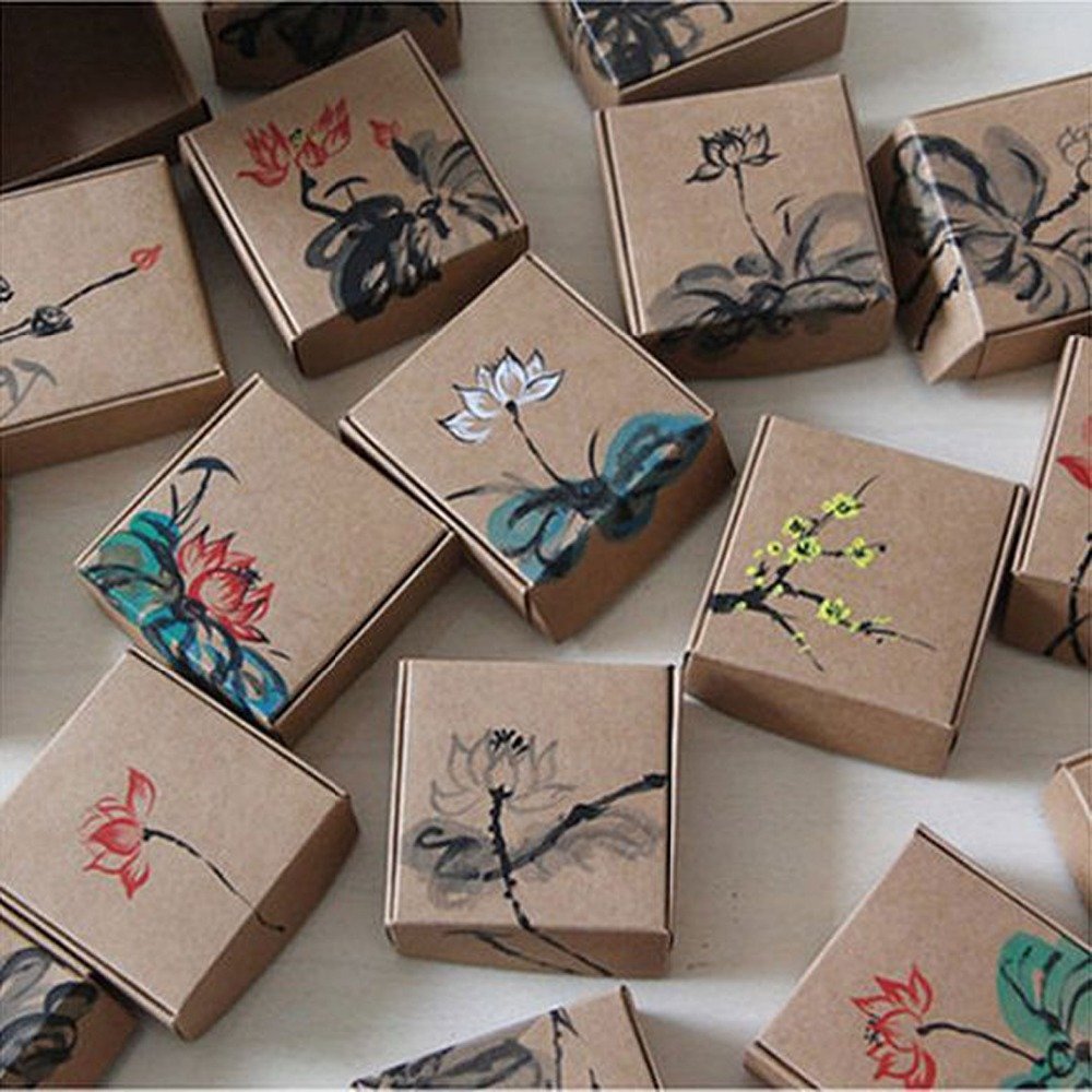 Разрисованные коробки для подарков