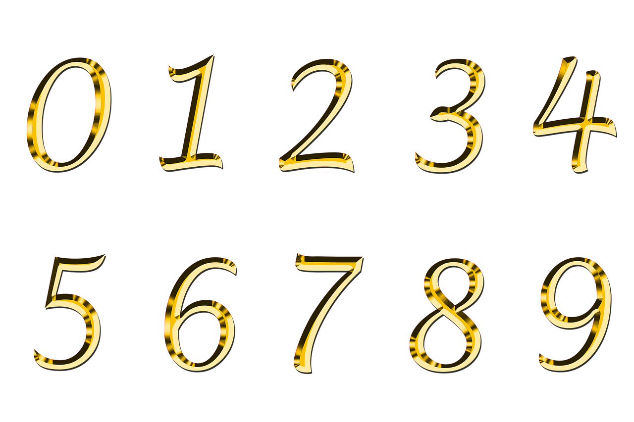 Золотые цифры. Красивые золотые цифры. Золотые цифры на прозрачном фоне. Цифры без фона. 5 лет шрифт