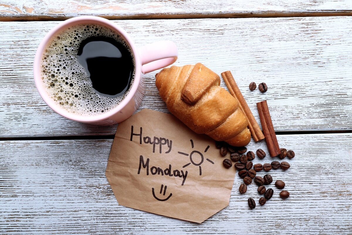 Кофе и хорошее настроение. Кофе картинки. Чашка кофе. Хорошего понедельника кофе. Стильные открытки с добрым утром.