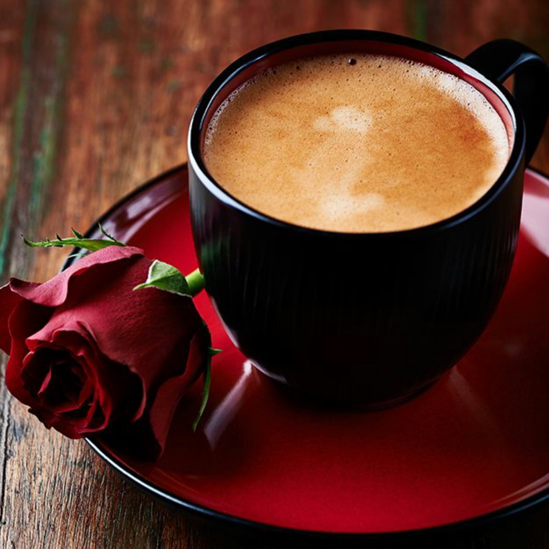 Картинки хорошего дня с кофе. Доброе утро кофе. С добрым утром кофе. "На чашечку кофе…?!". Открытки с кофе.