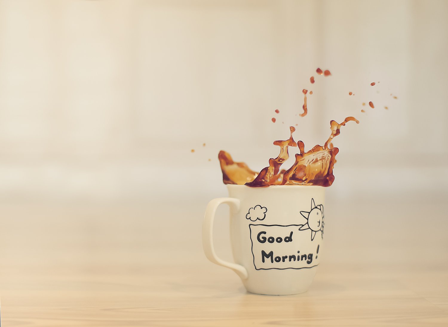 I have coffee in the morning. Доброе утро креативные. Необычное утро. Доброе утро креатив. Креативный кофе.