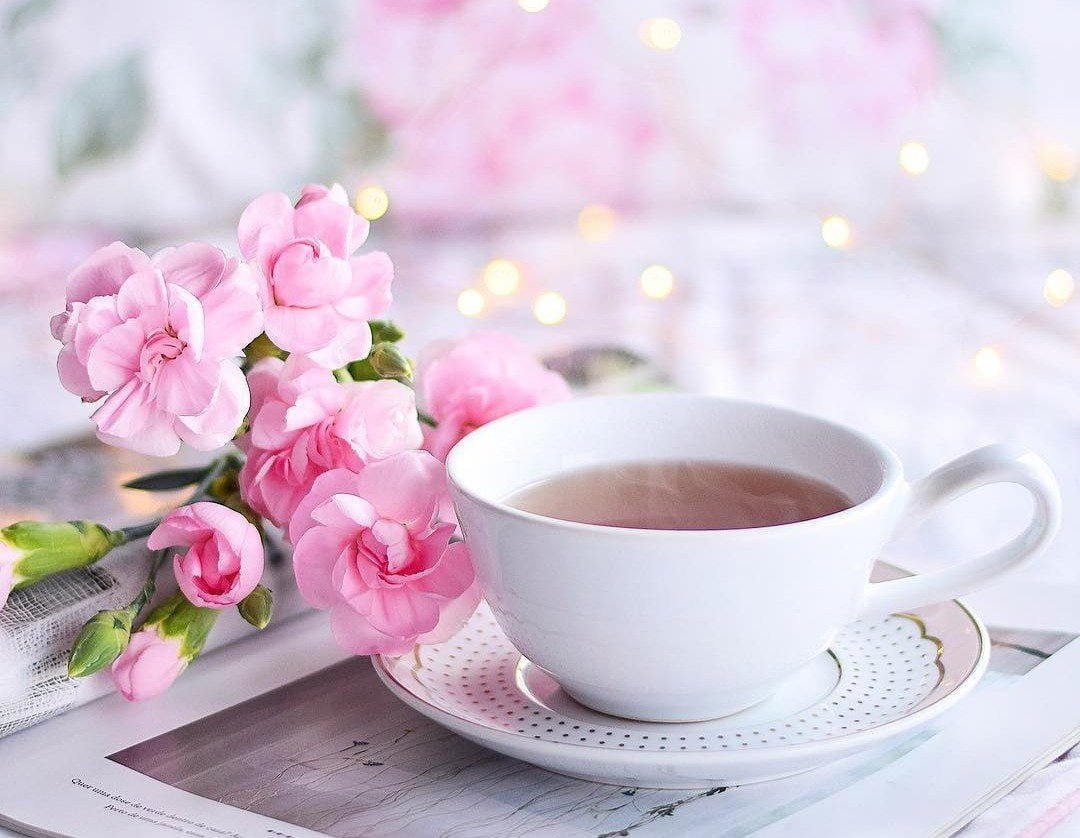 Доброе утро чай и нежные цветы